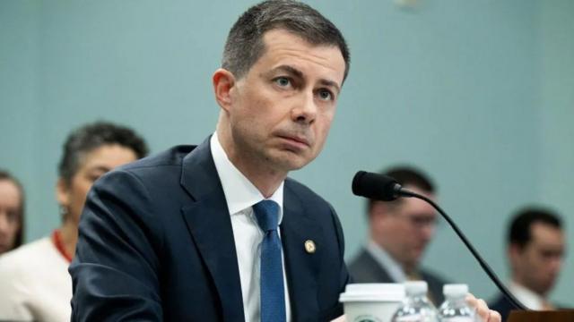 Ƥ�ء����ټ���Pete Buttigieg��