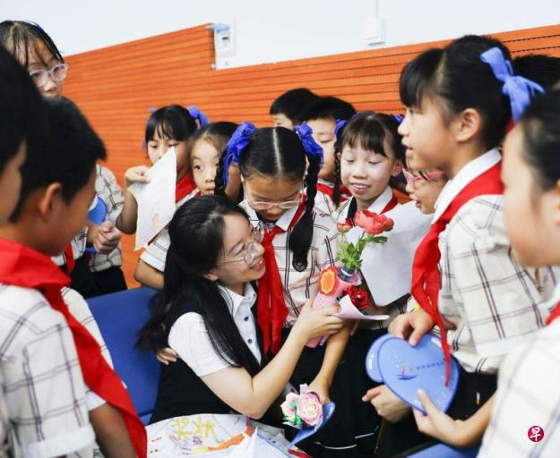 下午察:举报之风在中国校园盛行?