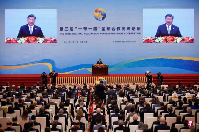 习近平:把别人的发展视为威胁不会让自己发展得更快