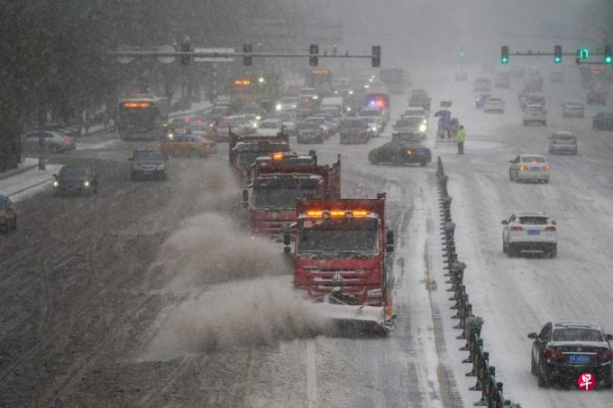 东北降雪量或破历史同期极值 多地停课停航