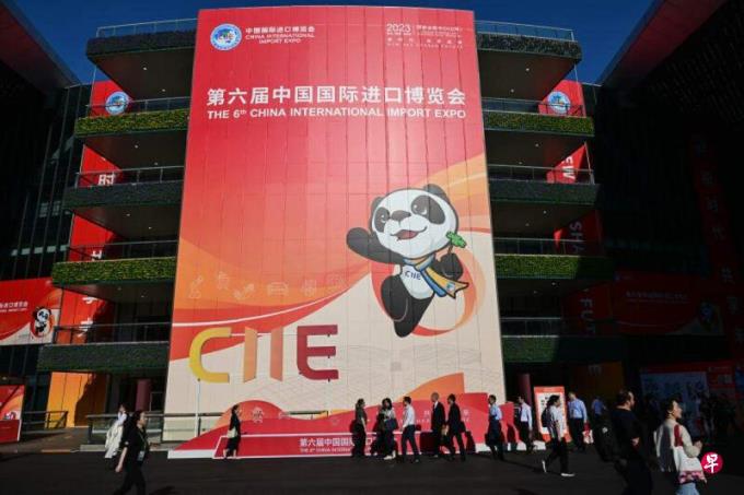 【东谈西论】中国进博会是一场政治秀?