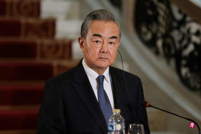 王毅首度就红海紧张局势公开发声 不点名吁胡塞及美英保持克制