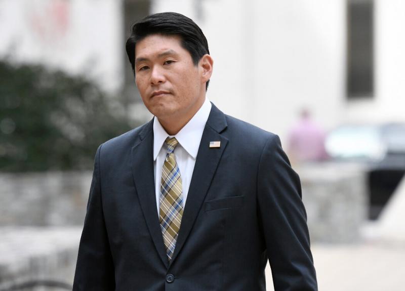 前马里兰州检察官罗伯特·许被任命为调查拜登不当处理机密文件一案的特别检察官。