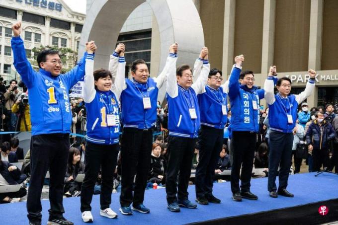 ������ѡ�ٽ��뵹��ʱ ��Ұ���������ִ����