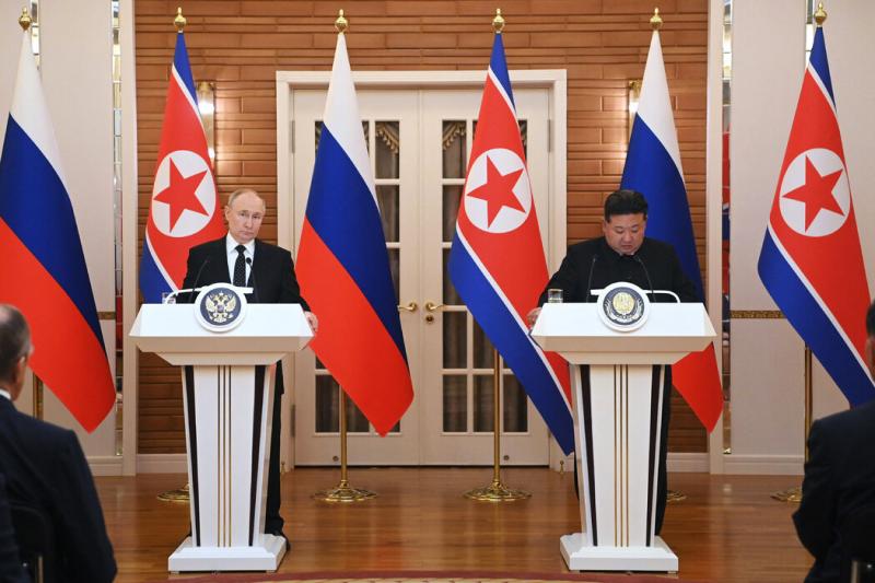 周三,俄罗斯总统普京和朝鲜领导人金正恩在平壤。