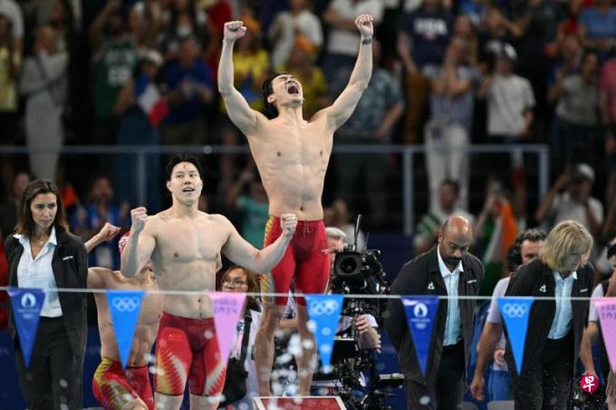 【奥运会】终结美国40年10连冠 中国男子4X100米混合泳接力夺金