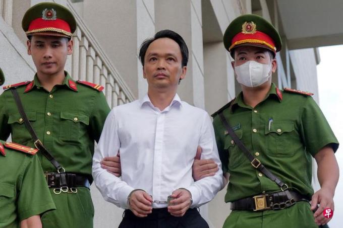 欺诈和操控股票 越南房地产大亨郑文决判监21年