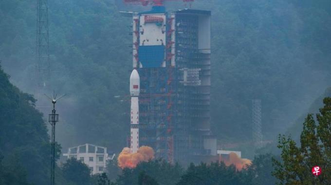 大陆发射卫星升空 台国防部:运载火箭经台防空识别区