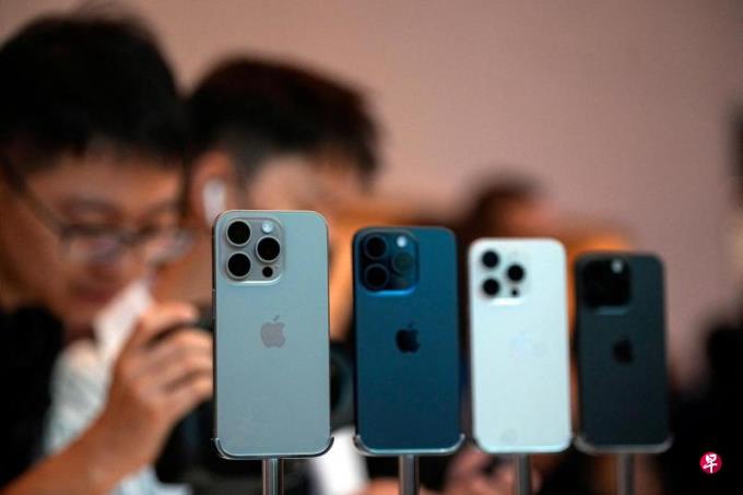 苹果据报放行微信版本更新 为苹果税谈判争取时间