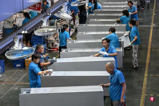 中国8月经济活动放缓 分析:全年增长目标恐难实现