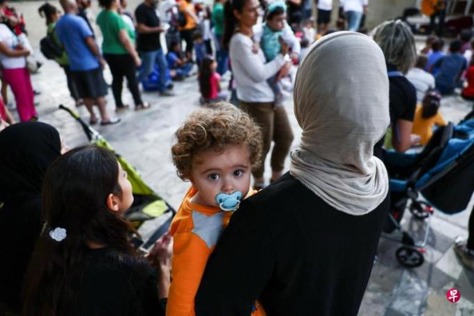 ���Ϲ�����ȥ�����³���200������۶�ͯ����