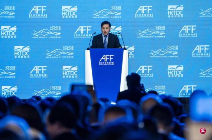潘功胜:中国地方债和房地产市场风险目前总体收敛