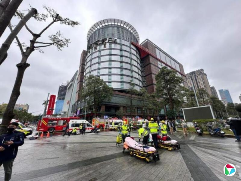 台中知名商场发生剧烈爆炸 造成至少34人伤亡