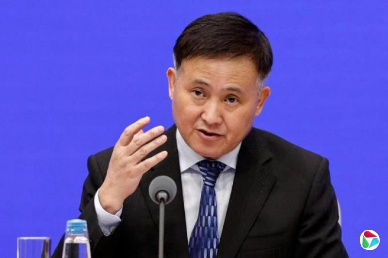 中国央行行长:将保持人民币汇率在合理均衡水平上基本稳定