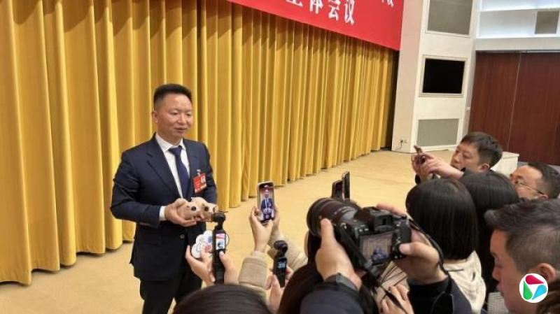 ����۲죺�ط��˴�����ŵĻ�ʽ��