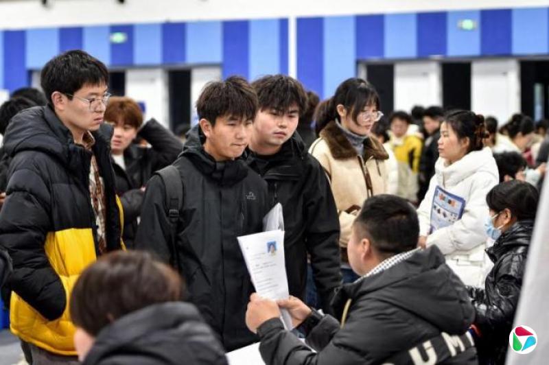 券商研报:青年成为中国消费增速下降主因