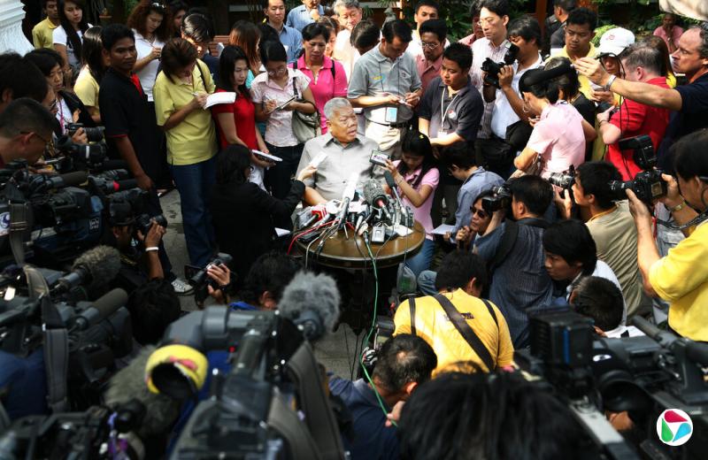 前总理兼人民力量党领袖沙马·顺达卫于2008年因法院裁决被罢免职务。