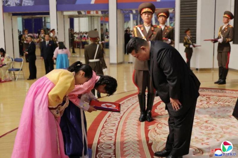 金正恩慰问援俄士兵遗属 分析:为赴华会普京铺路