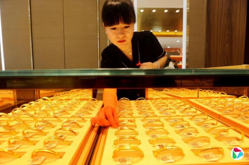 下午察:买三金变租三金 中国年轻人变了?