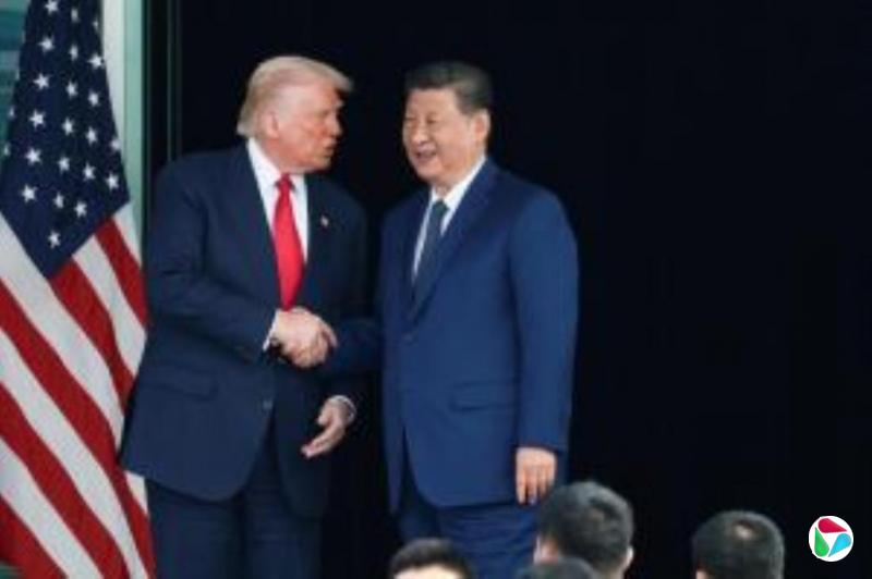 特朗普宣布明年四月访华