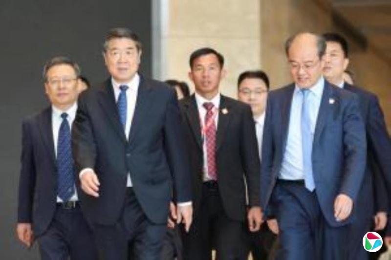 中国商务部:美国对华商品加征24%关税继续暂停一年