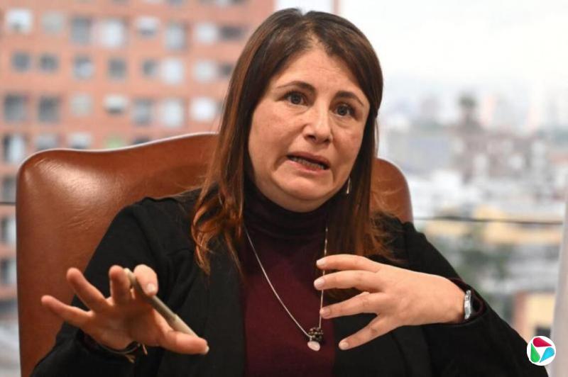 ���ױ��Ǿ����඾��Ϯ ������δ��������