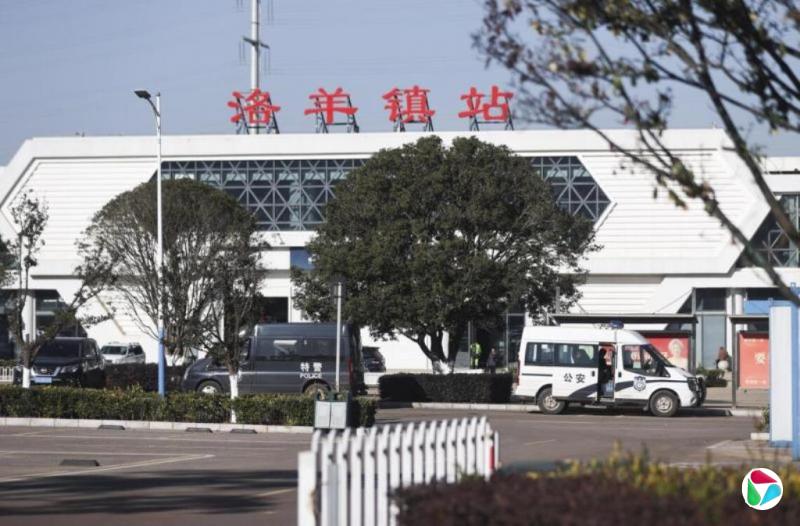昆明一火车站发生试验列车碰撞事故酿11死2伤