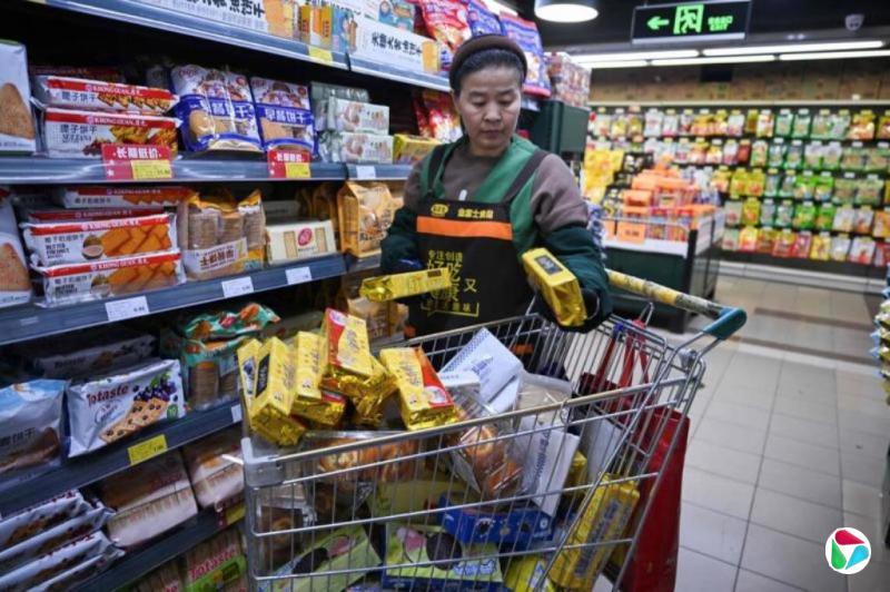 IMF上调今年中国经济增速至5% 但指经济失衡问题显著