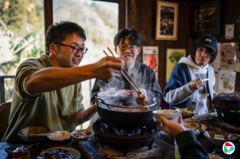 日本严控熊害 熊肉成桌上佳肴