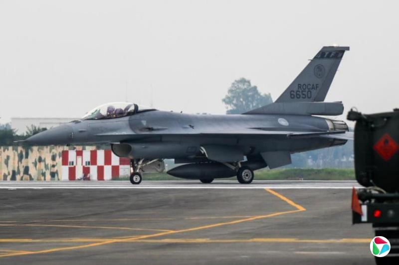 ̨F-16Vս������ս��MMCѶ�Ź��ϼ��ռ�����׹��