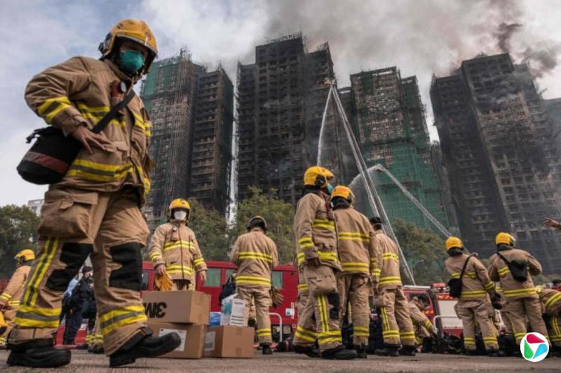 香港宏福苑大火4400灾民获临时安置 官方启动长远安置方案民调