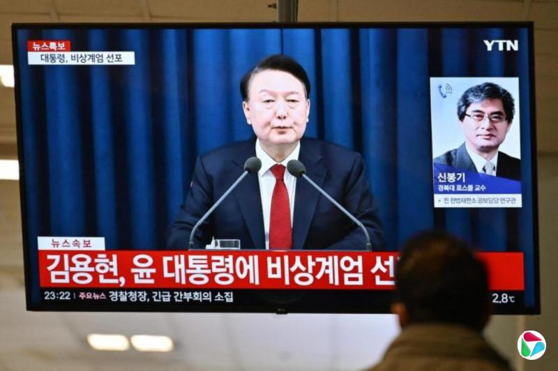 韩国前总统尹锡悦妨害公务案一审获刑五年
