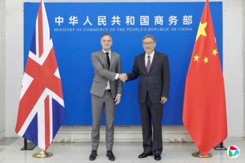 中国商务部长:希望英国为中企提供公平公正可预期营商环境