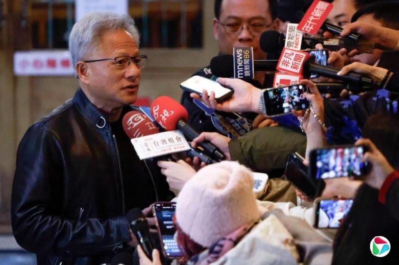 黄仁勋促台湾供应商提高产量 称台积电可能会增加产能超过100%
