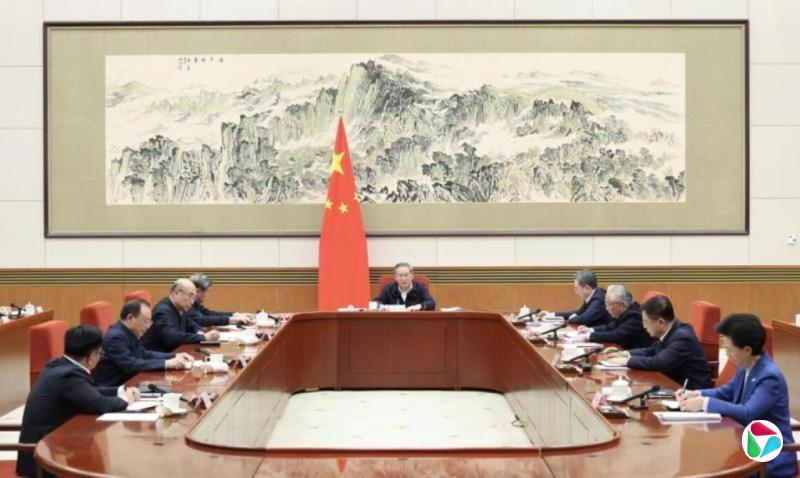 李强:推动人工智能全链条突破、全场景落地