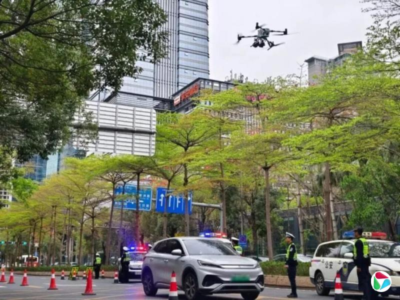 深圳出动无人机查电动自行车违法行为
