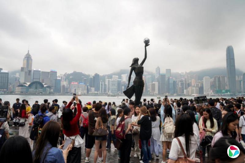 戴庆成:香港明年三大看点