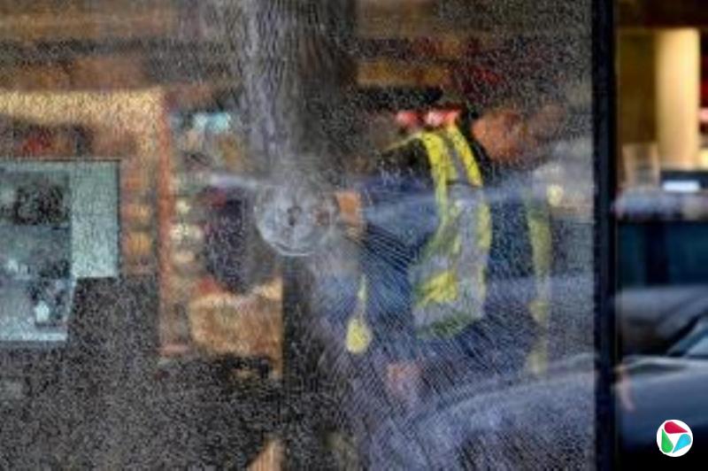 美国爱荷华大学深夜爆枪案 多人中弹送院
