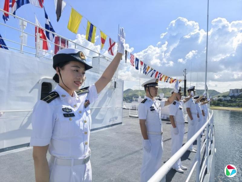 完成历时最长任务 中国海军“丝路方舟”号医院船归国