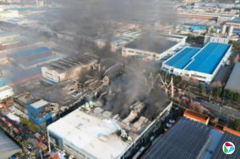 韩国京畿道一公寓起火 二死六伤