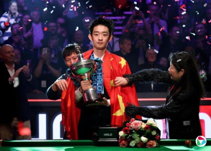 吴宜泽成为首位00后斯诺克世锦赛冠军