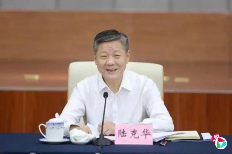 涉受贿上亿人民币 重庆政法委原书记陆克华一审被判死缓