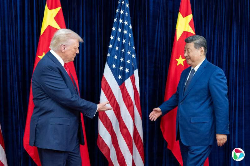 去年10月,特朗普总统在韩国釜山与中国领导人习近平举行会晤。双方同意延长贸易休战,避免关税升级。