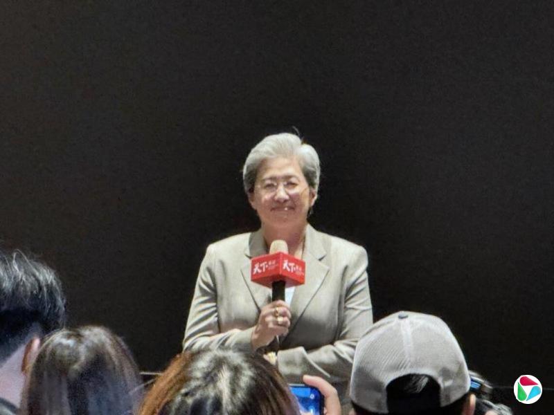 苏姿丰:AI不是泡沫,现在才打到第三局