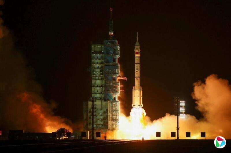 中国载人飞船神舟23号准时发射