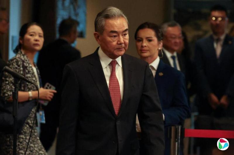 王毅:中国与巴拿马关系不应受第三方干扰