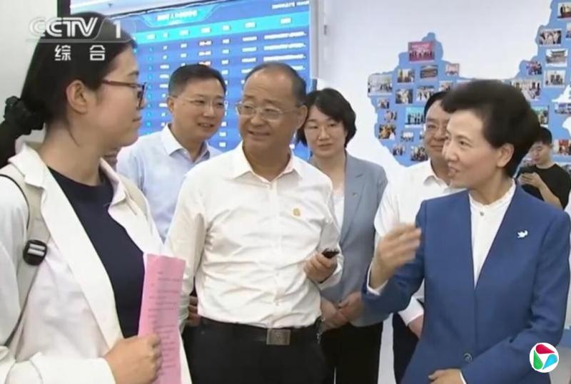 谌贻琴:当前中国就业形势总体稳定 做好青年群体政策支持