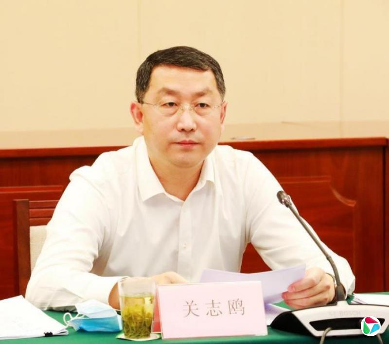 关志鸥接替王忠林任中共湖北省委书记
