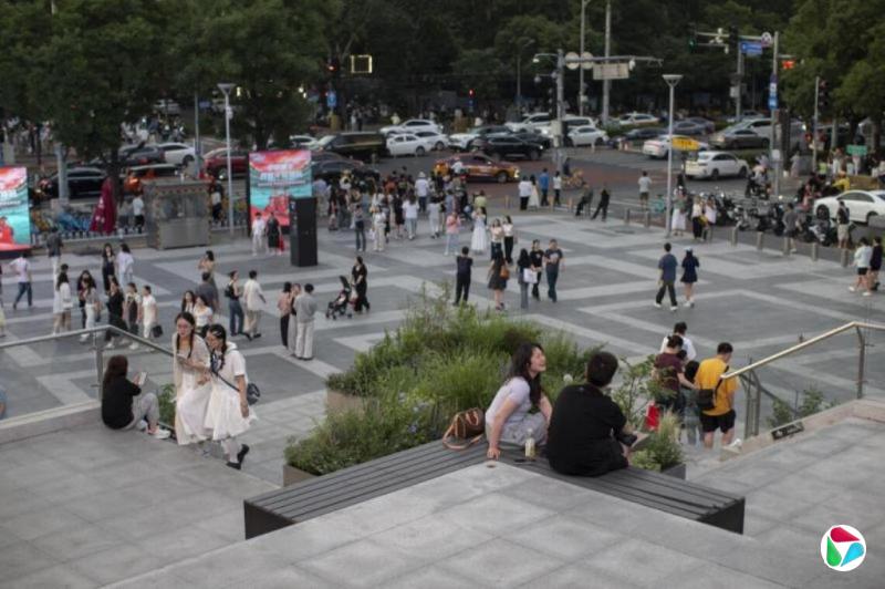 中国5月非官方服务业PMI三个月最快速扩张