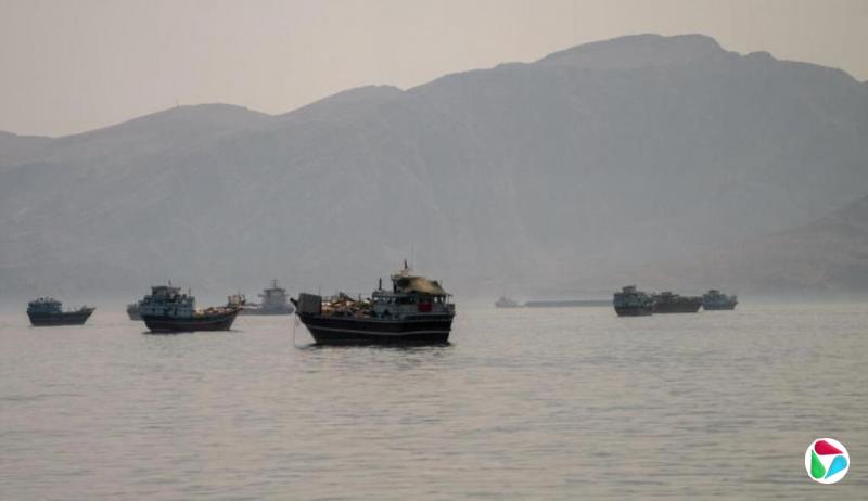 特朗普警告:若谈判无果 美国将对霍尔木兹海峡征通行费